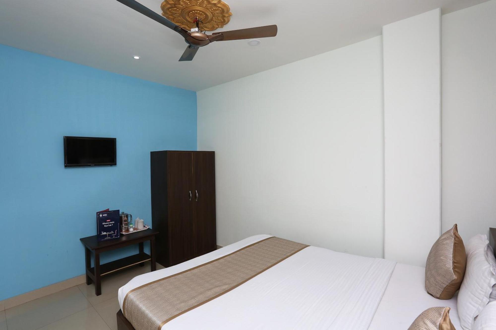 Hotel O Aashray Guest House Гувахати Екстериор снимка
